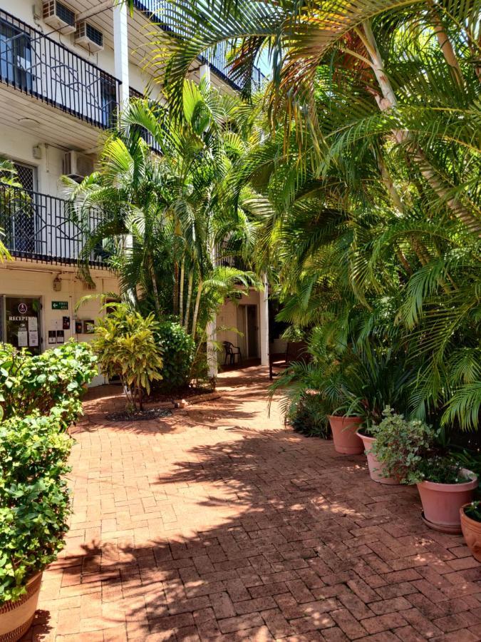 Coconut Grove Holiday Apartments Дарвин Экстерьер фото