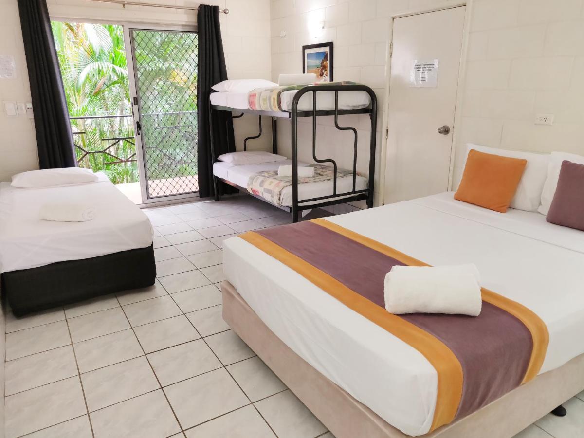 Coconut Grove Holiday Apartments Дарвин Экстерьер фото