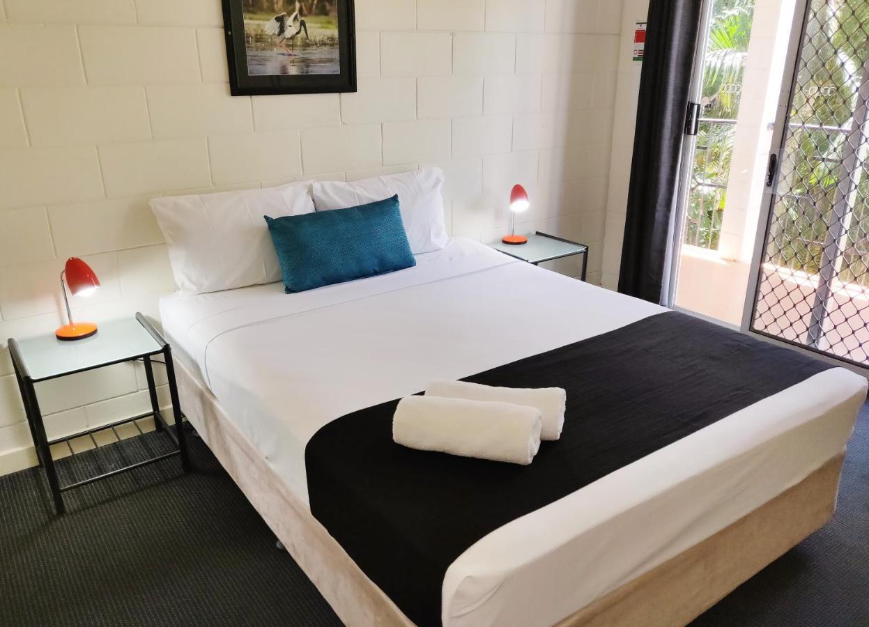 Coconut Grove Holiday Apartments Дарвин Экстерьер фото