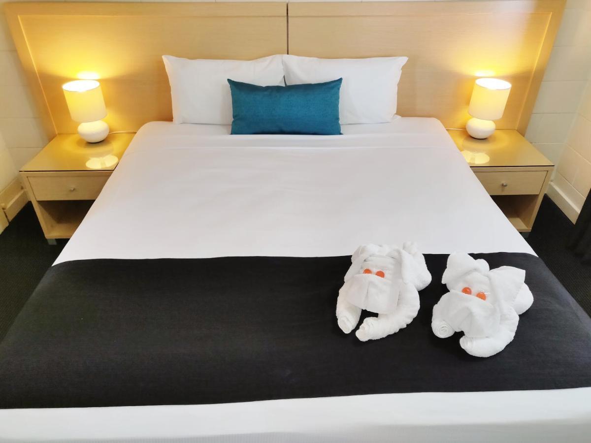 Coconut Grove Holiday Apartments Дарвин Экстерьер фото