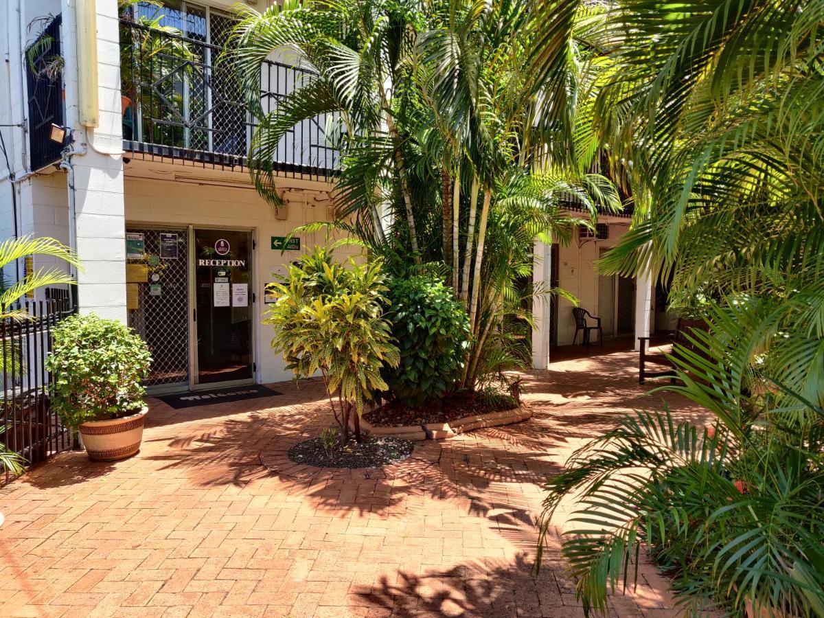 Coconut Grove Holiday Apartments Дарвин Экстерьер фото