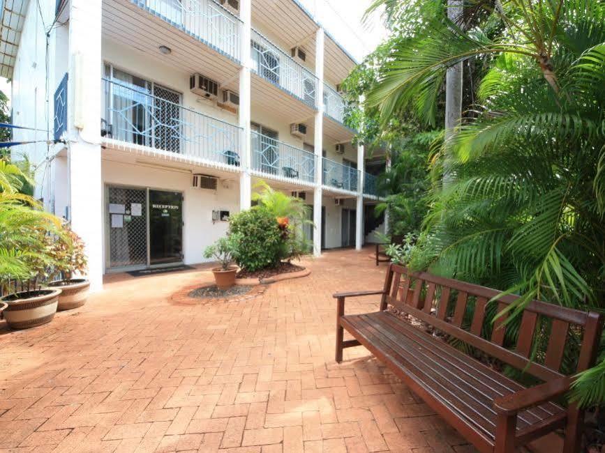 Coconut Grove Holiday Apartments Дарвин Экстерьер фото