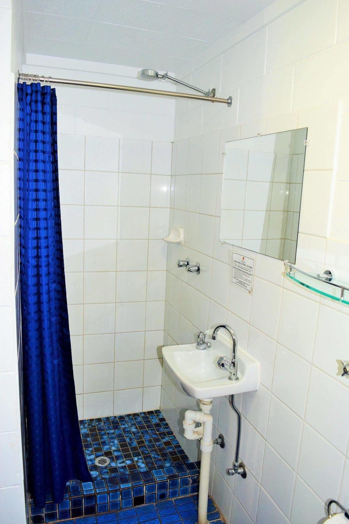 Coconut Grove Holiday Apartments Дарвин Экстерьер фото