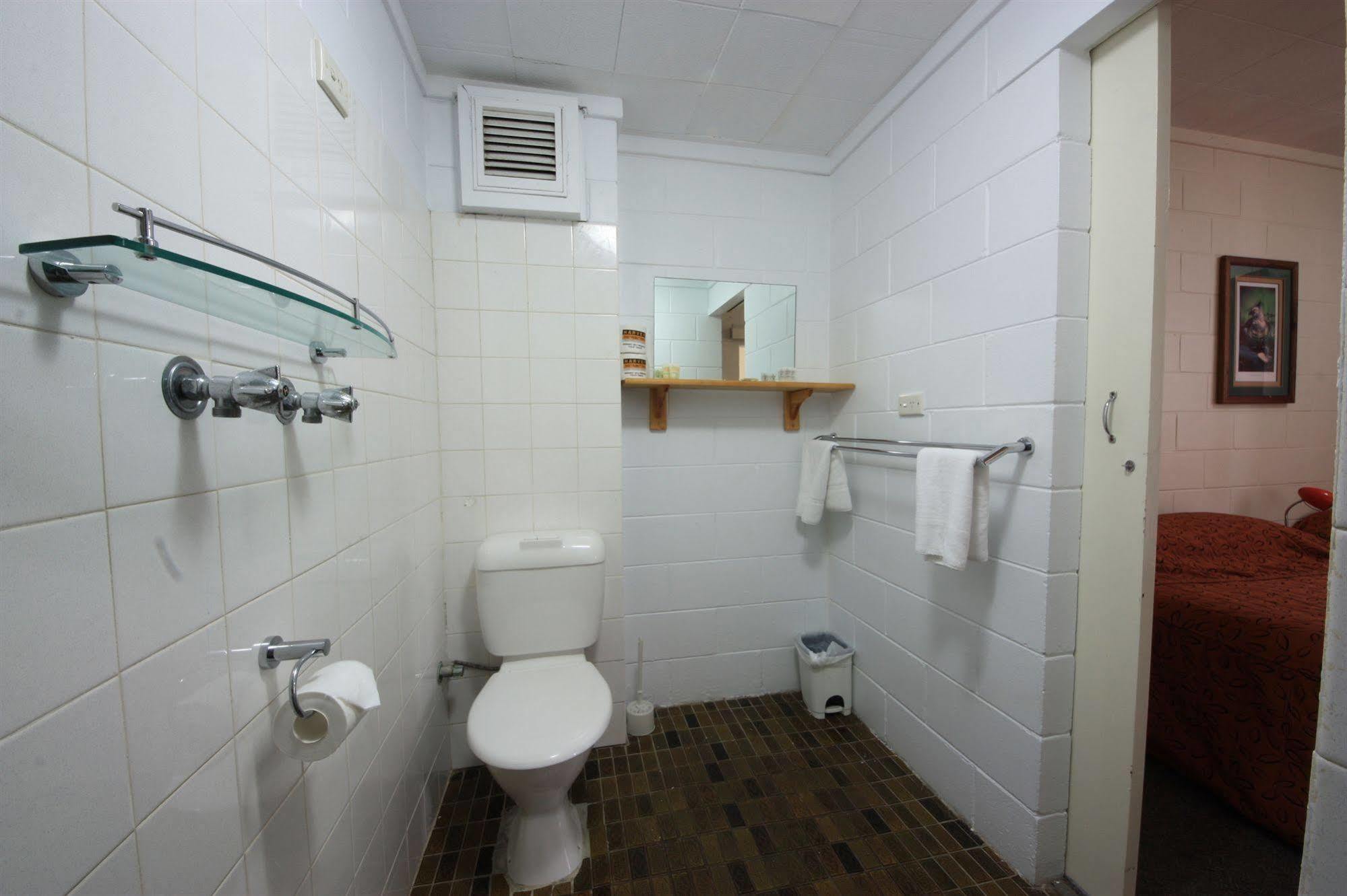 Coconut Grove Holiday Apartments Дарвин Экстерьер фото